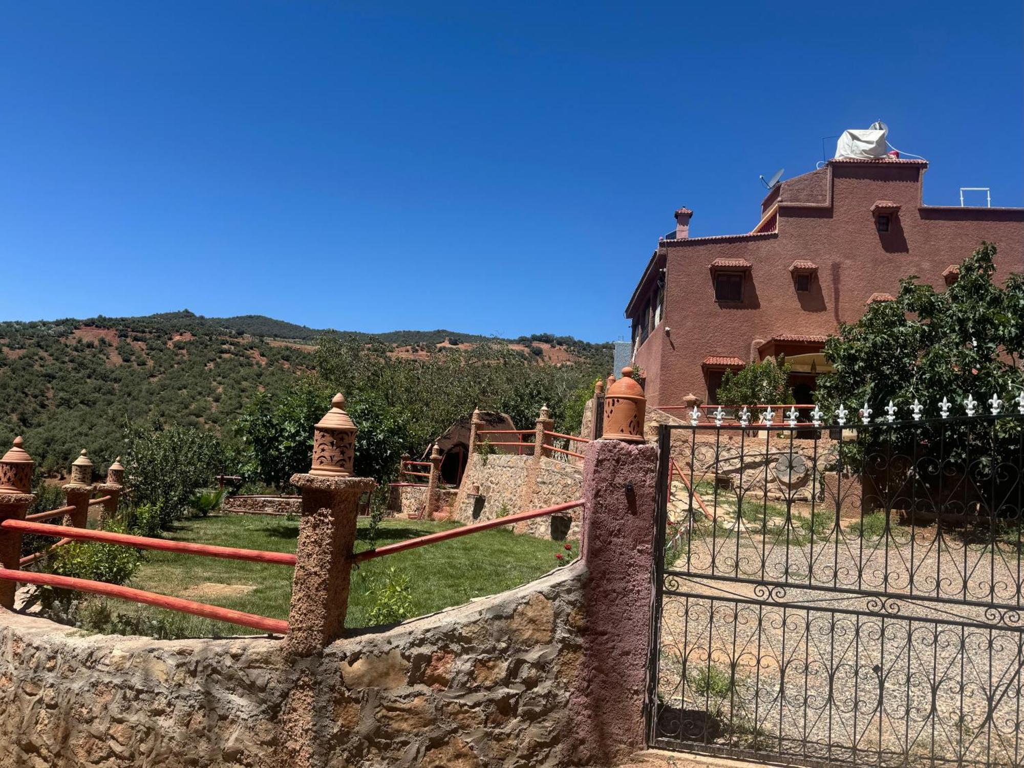 Gite Marbie Maison Rurale, Une Experience Naturelle Unique, Au Coeur Du Moyen Atlas, Maroc Kasba Tibouda Exterior foto